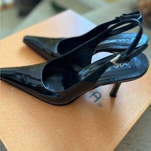 Via Spiga Black Slingback Patent Heels